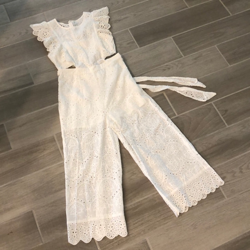 White Eyelet Summer Jumper ☀️🌈